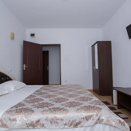 Complex Panoramic Hotel Ranca Exterior photo
