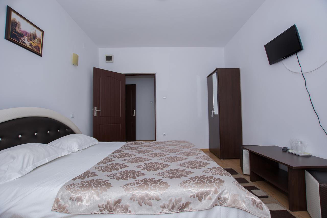 Complex Panoramic Hotel Ranca Exterior photo